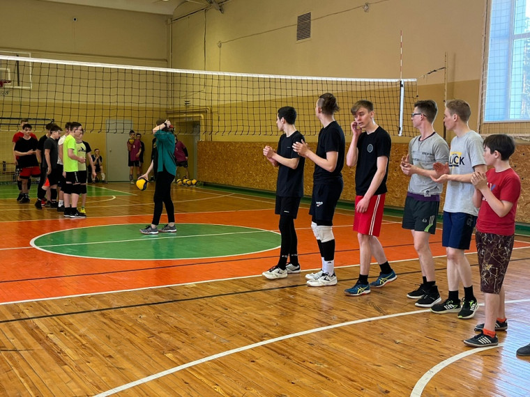 Турнир по волейболу.